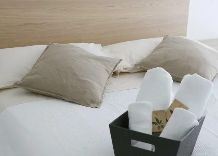 ゲストハウス Soleluna Fiera 6 3*