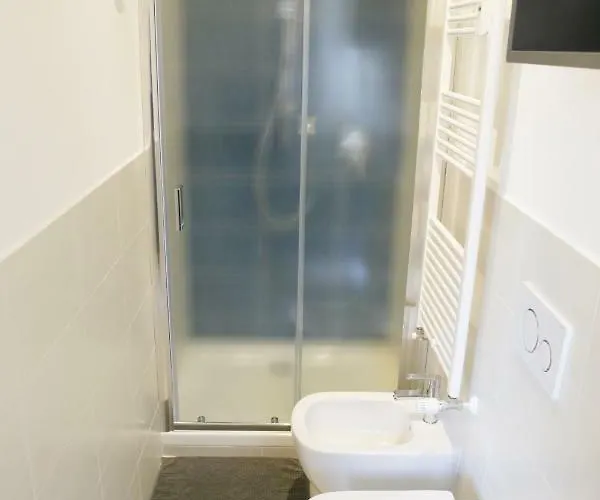 ゲストハウス Soleluna Fiera 6 3*